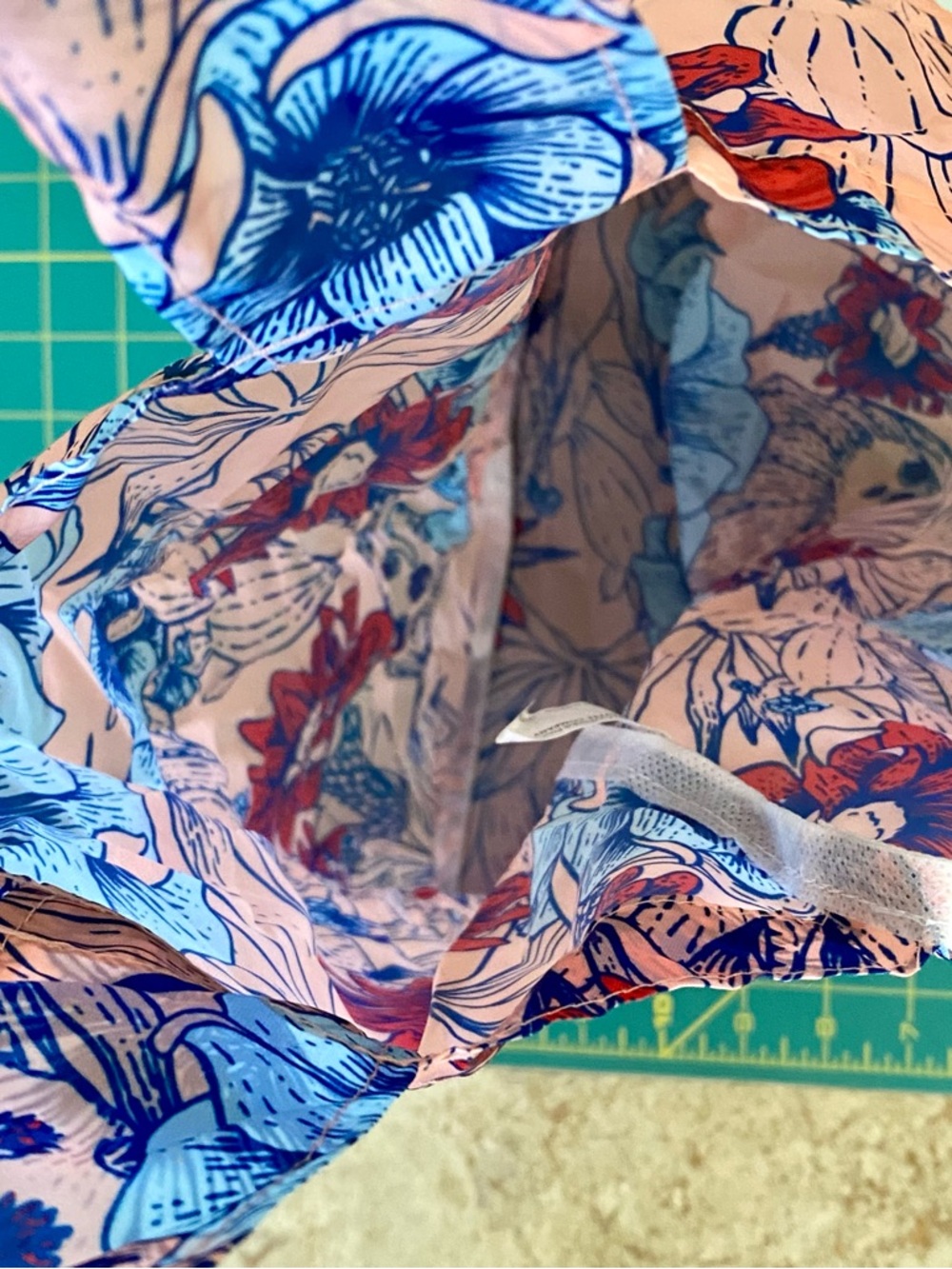 Starbucks Reusable, Packable Pouch, Tote. 2019 Pink Cactus Print - Picture 8 of 10